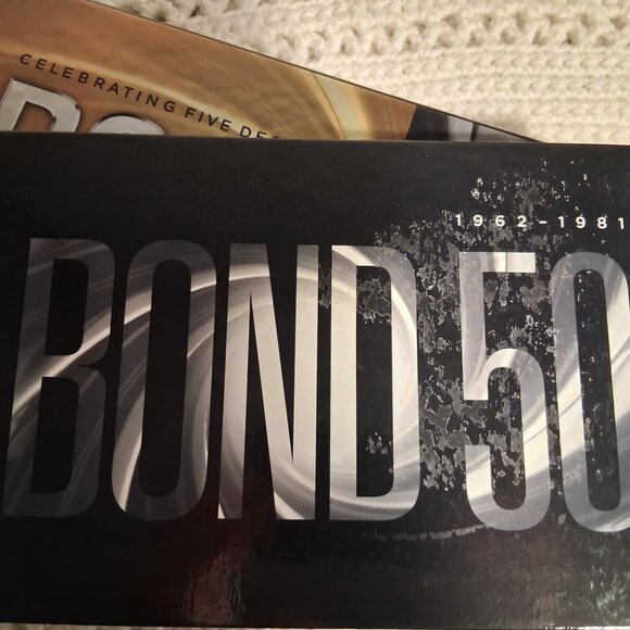 JAMES BOND DVD MOVIE COLLECTION- - Picture 3 of 4